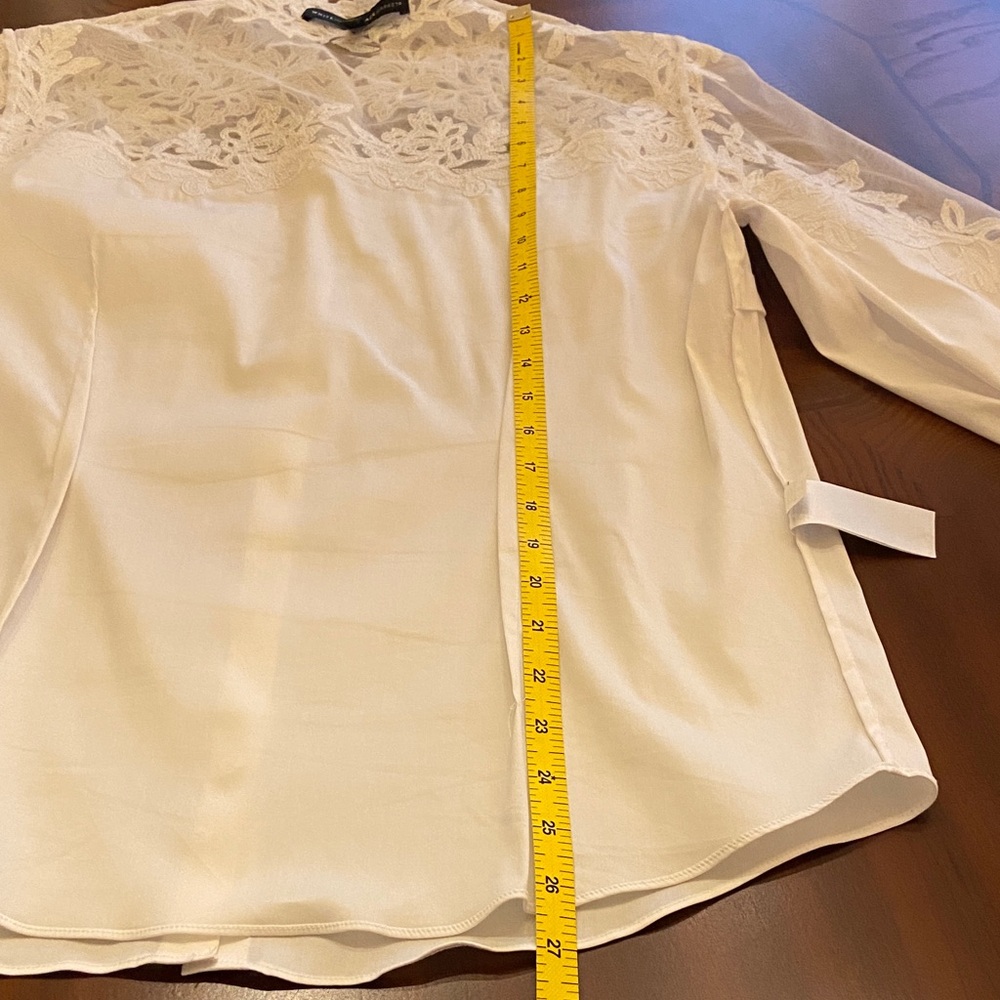 White House Black Market White Lace Yoke Button-Down Shirt - Picture 8 of 11